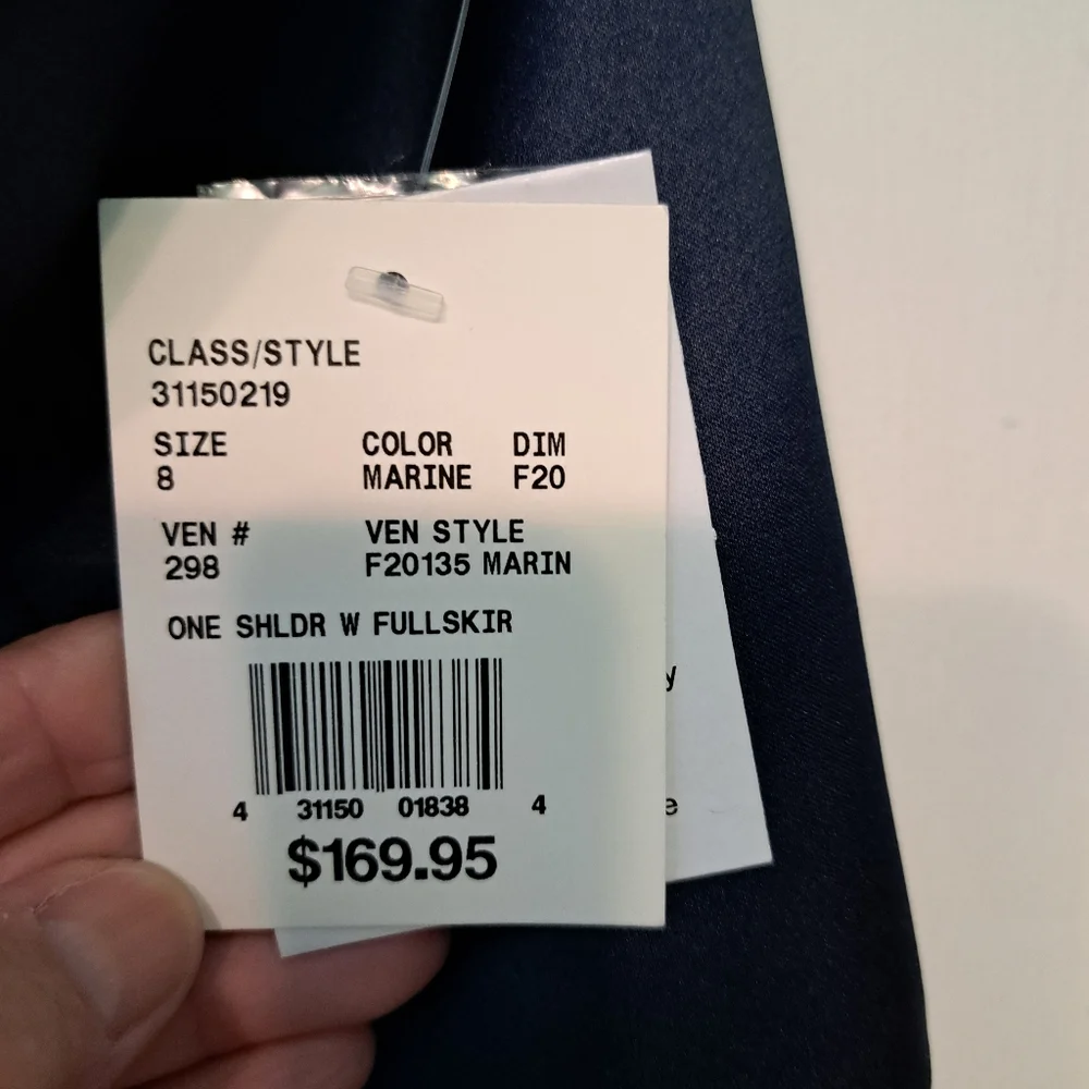 David's Bridal Bridesmaid Dress - Picture 4 of 4